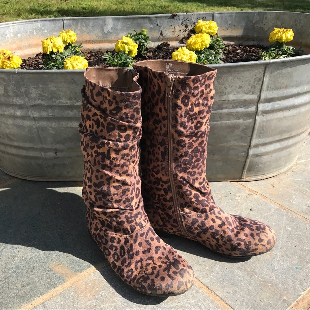 GIRLS BOOTS